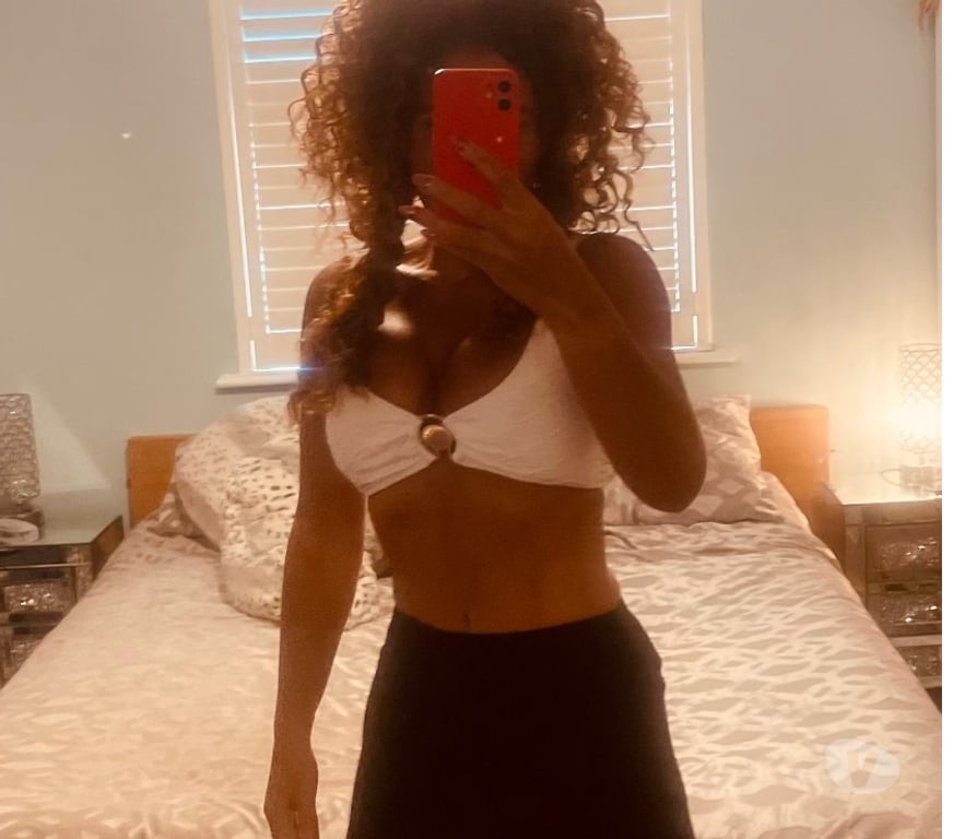 Escorts Bracknell Forest Bracknell - Bracknell Forest - Photos for Busty British Born Mixed Race Lady In Bracknell