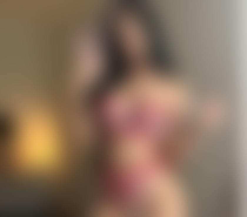 SEXY BRUNETTE FOR OUTCALL ❤️