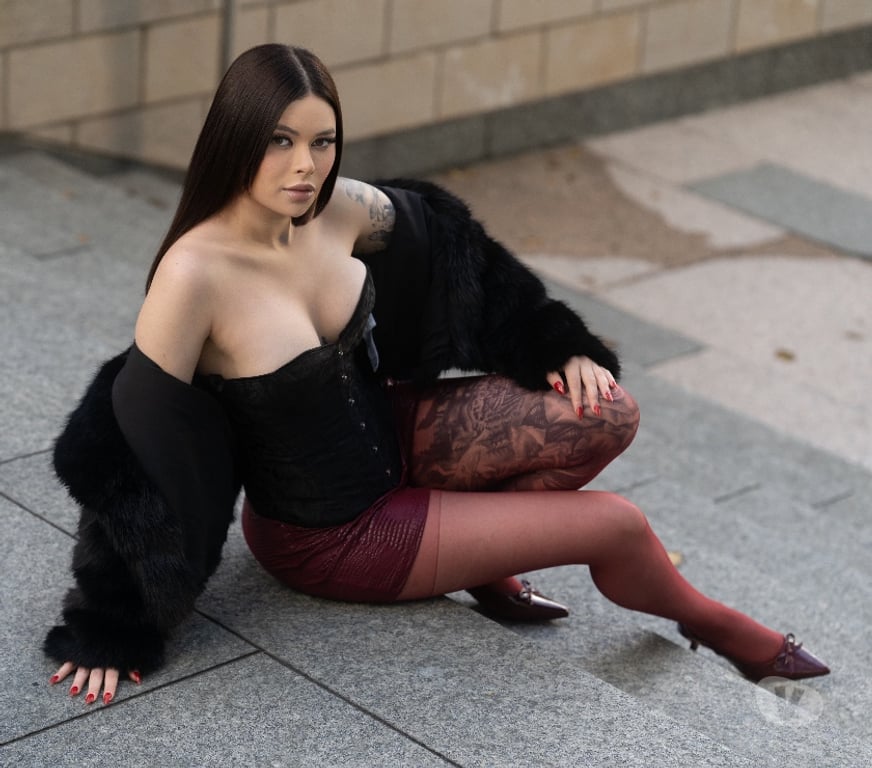 Escorts West London Paddington Station - West London - Photos for Susan Fox 🦊 Girl Party 🔥