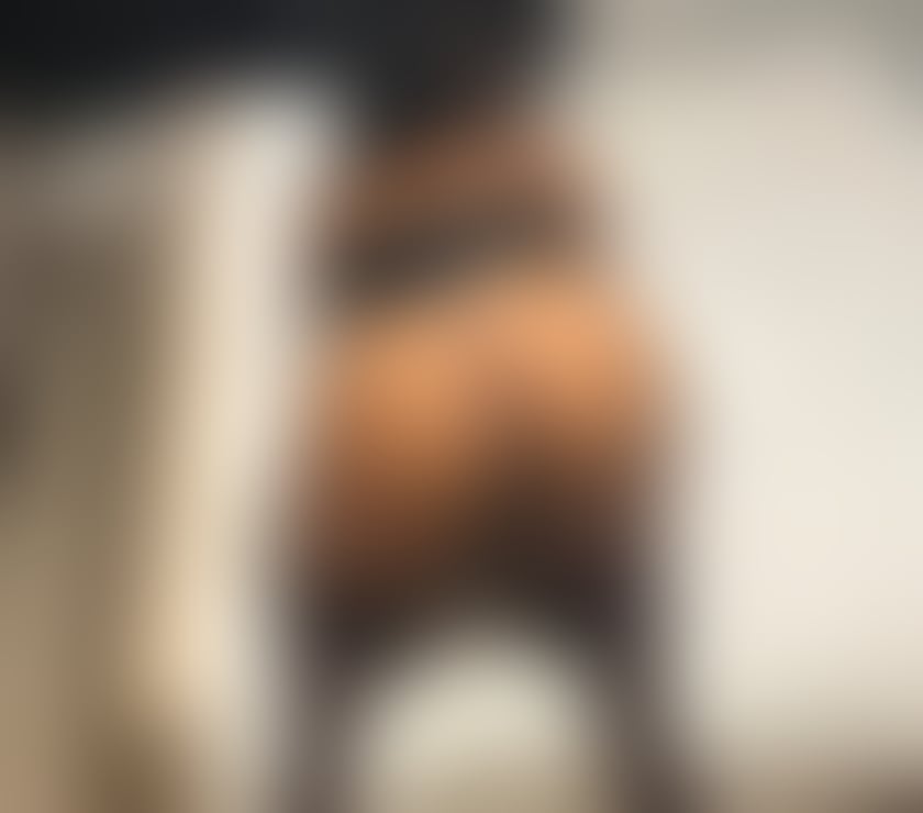 Escorts North London Ponders End - Enfield - Photos for ❤️💋CURVY LIGHTSKIN BADDIE ❤️❤️ OUTCALLS