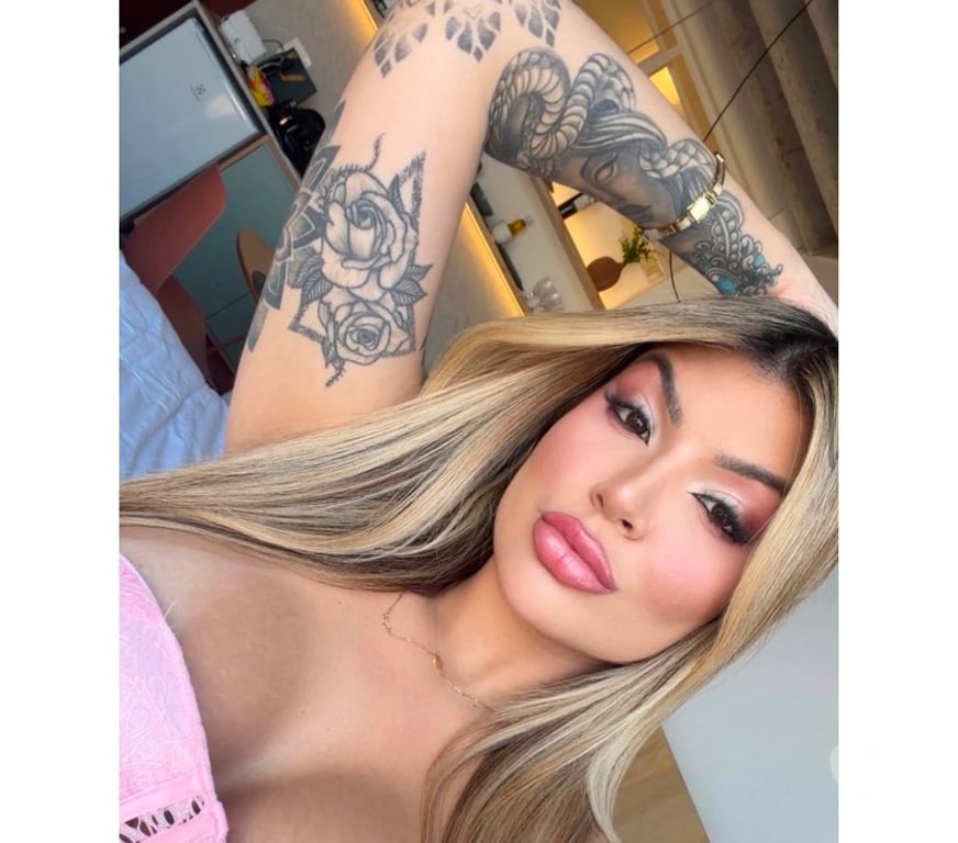 Escorts Gloucestershire Gloucester - Photos for NINA NEW IN TOWN 🚨
