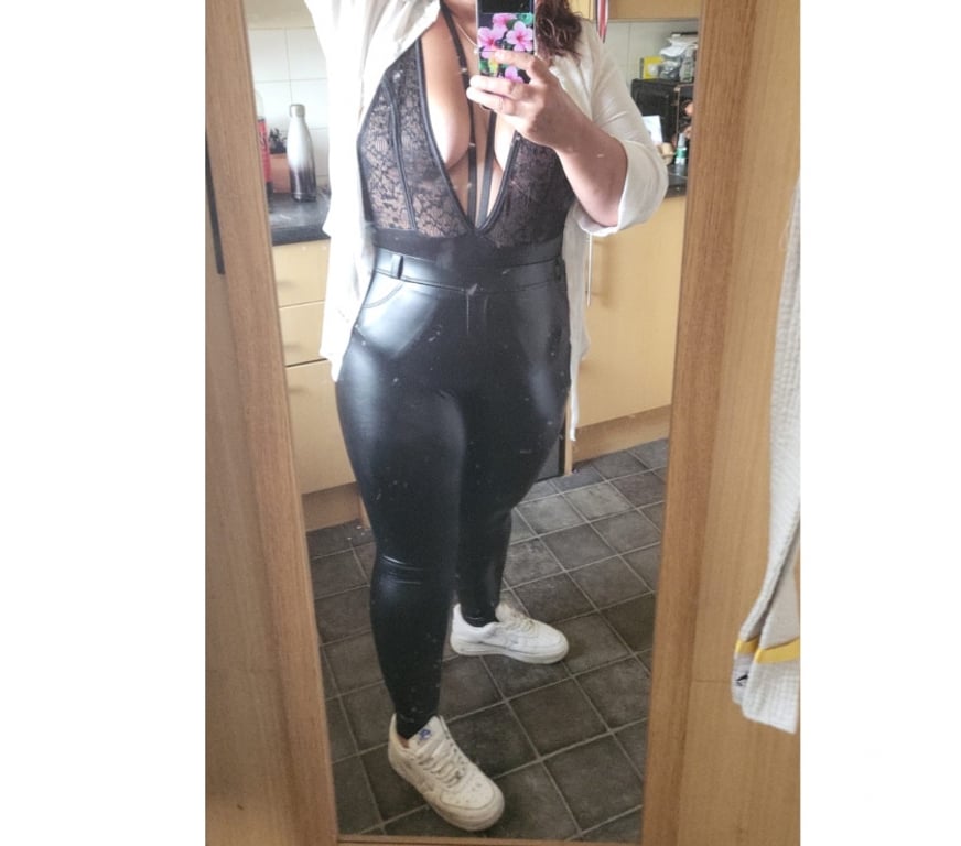 Escorts Wiltshire Chippenham - Wiltshire - Photos for 💞 Genuine 💞 Busty 💞 Married 💞 Milf 💞