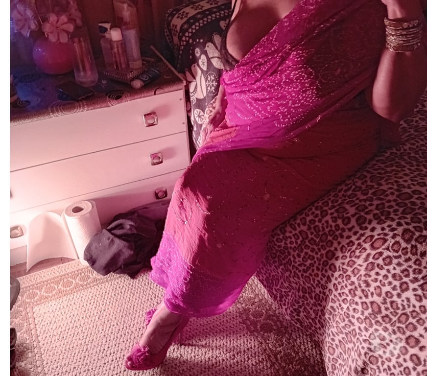 Escorts South West London Richmond upon Thames - Photos for INDIAN 5 🌟 🤩 ESCORT ABD MASSAGE