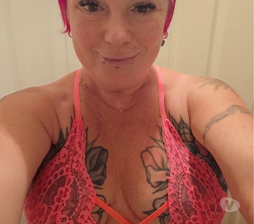 Escorts West Yorkshire Bradford - Photos for Yorkshire, 52yrs old, Alternative Looking, Tattooed, GFE, OW