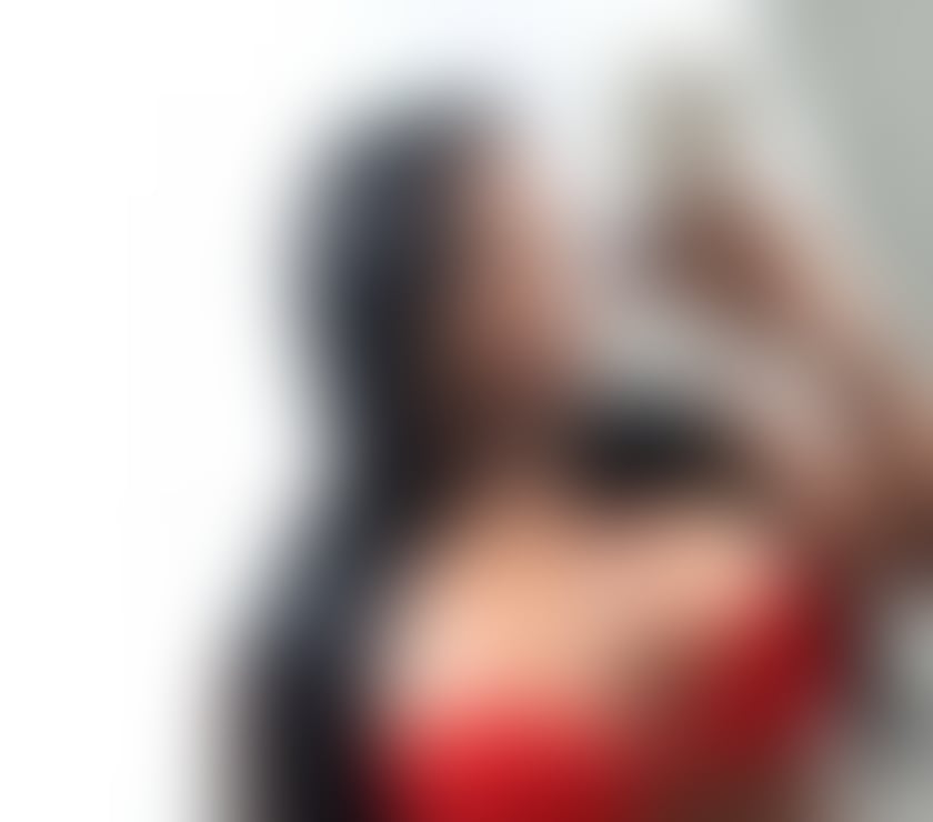 VIOLETA Beautiful Discreet Party shemale Girl