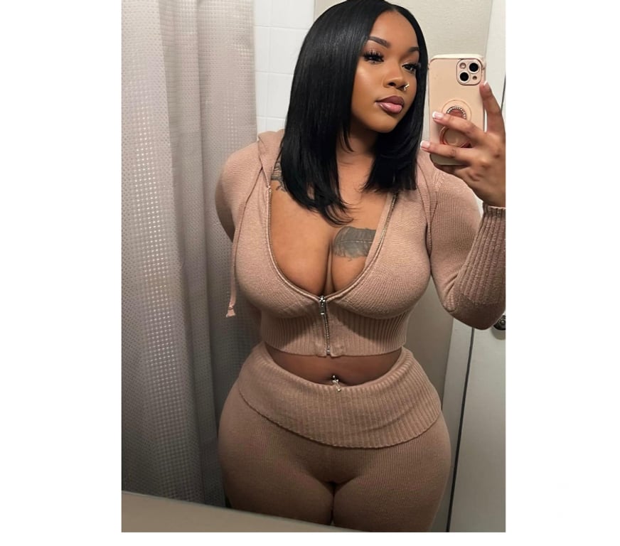 Escorts North West London Camden - Photos for 🍆VANESSA! Your Favorite HOT GFE Latina🍆