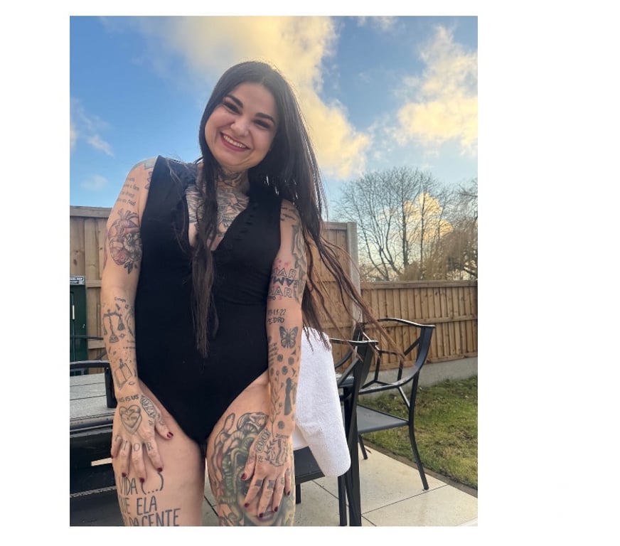Escorts Hull Hull City Centre - Hull - Photos for Nina is NEW IN TOWN! Professional Therapist and DOMI_NATRIX!