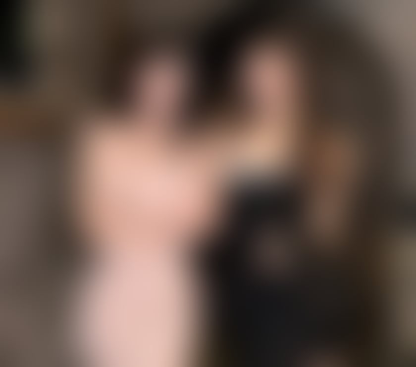 Photos for NEW Korean 4 Hand Massage Double Girls Kissing Full Body
