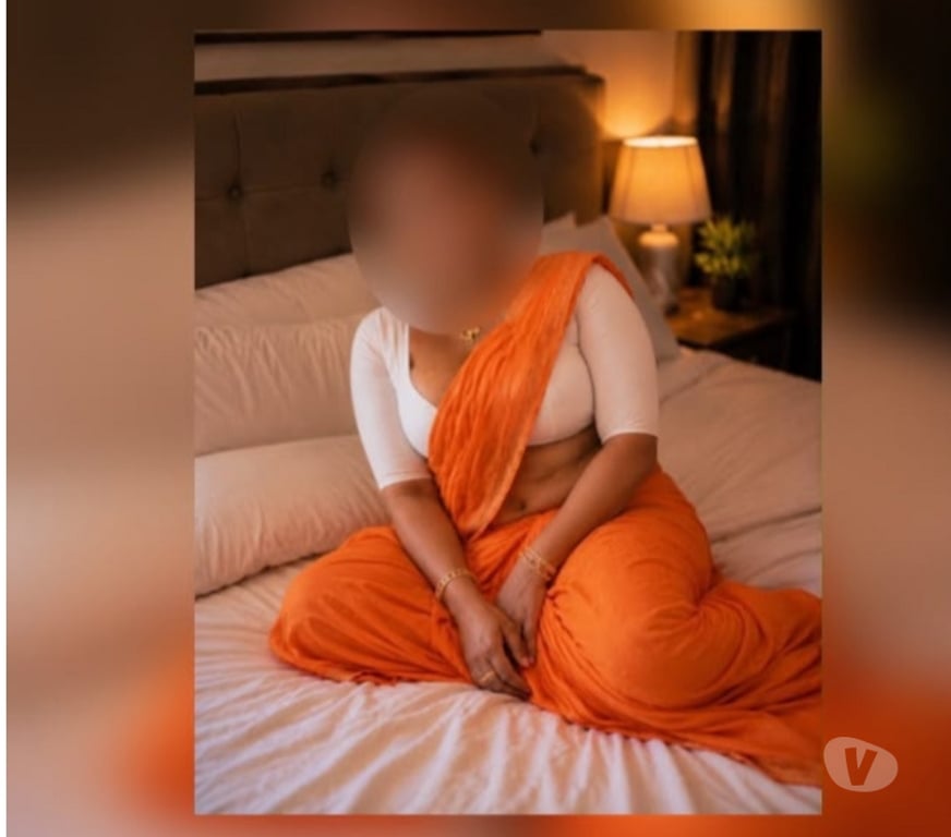 Escorts East London Barking Station - East London - Photos for SOUTH INDIAN TAMIL NADU GIRL RASATHI NEW IN BARKING
