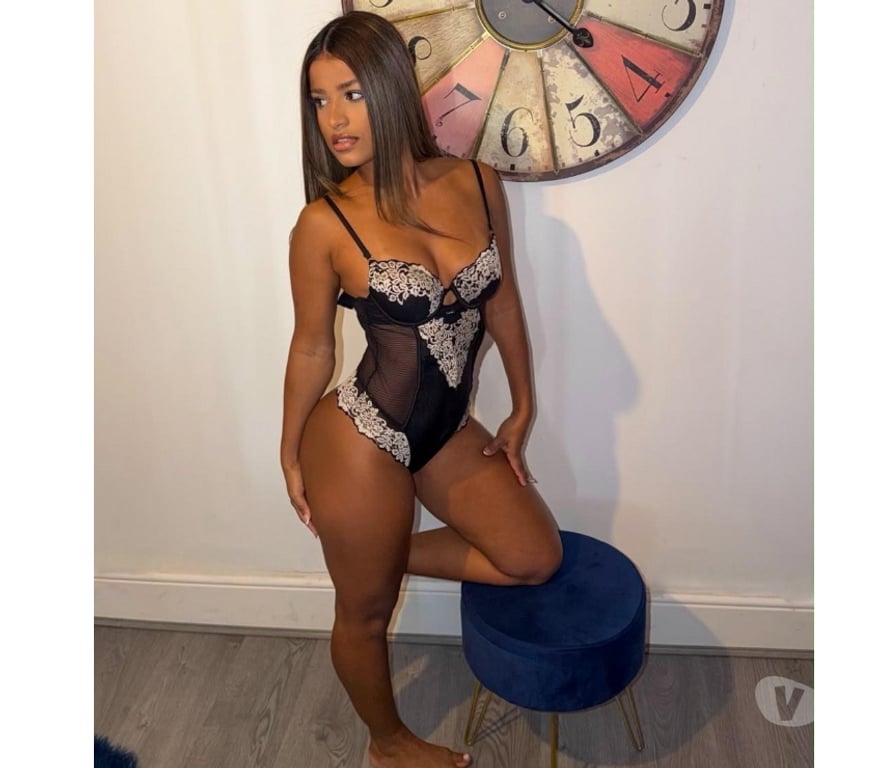 Escorts West London Hounslow - Photos for 🔥 CLARA 🔥🔥 LATINA 💛 PARTY GIRL 💛💛