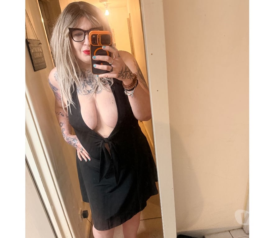 Escorts Somerset Bath and North East Somerset - Photos for Curvy Bath Born Babe 🖤