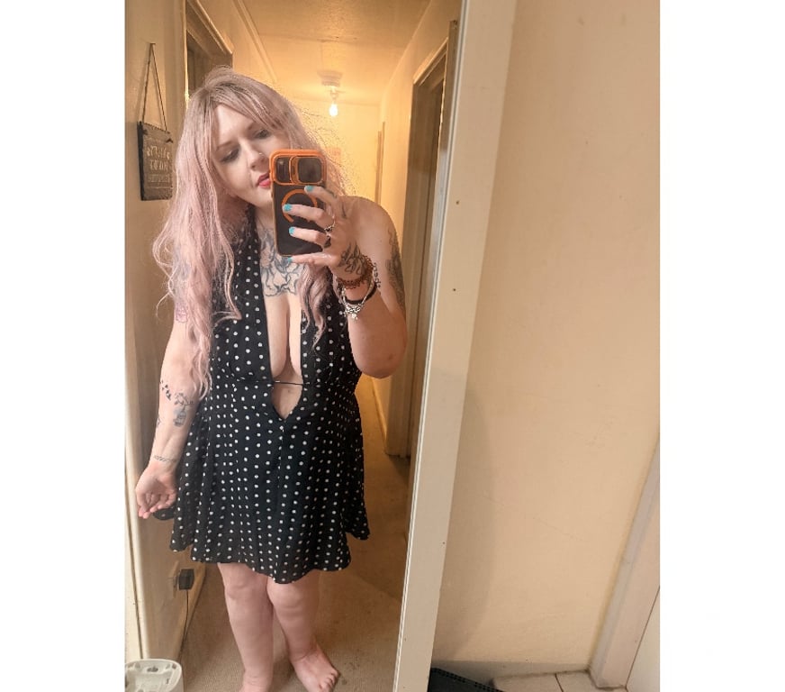 Escorts Somerset Bath and North East Somerset - Photos for Curvy Bath Born Babe 🖤