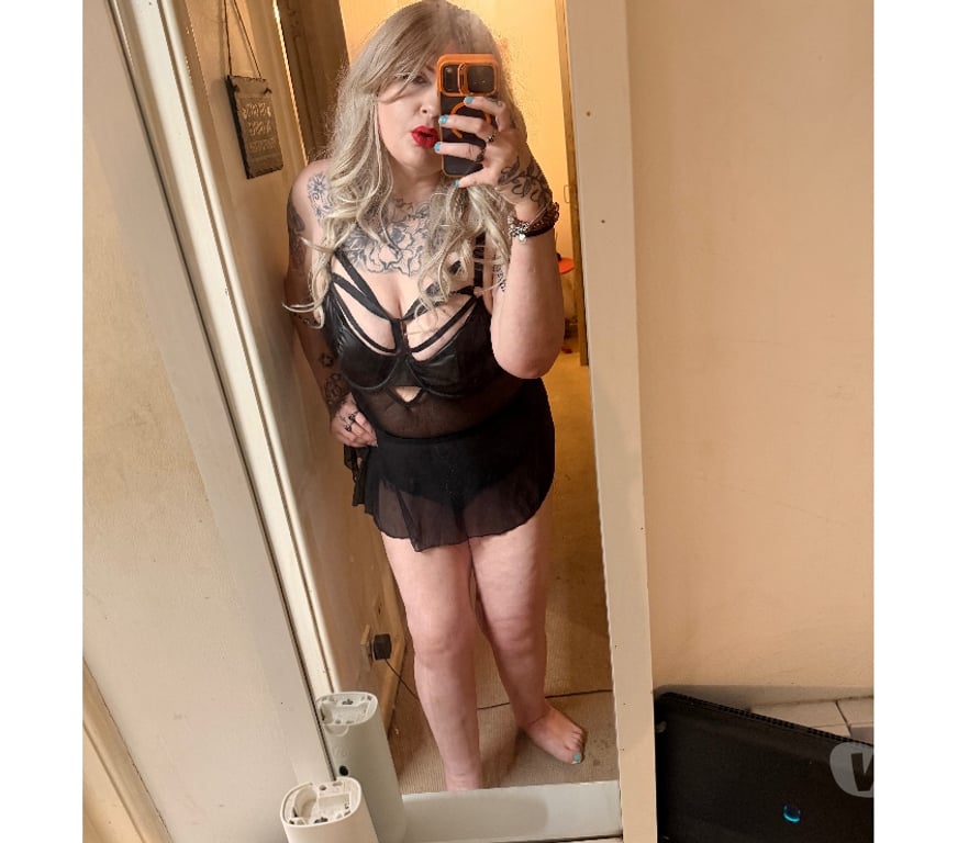 Escorts Somerset Bath and North East Somerset - Photos for Curvy Bath Born Babe 🖤