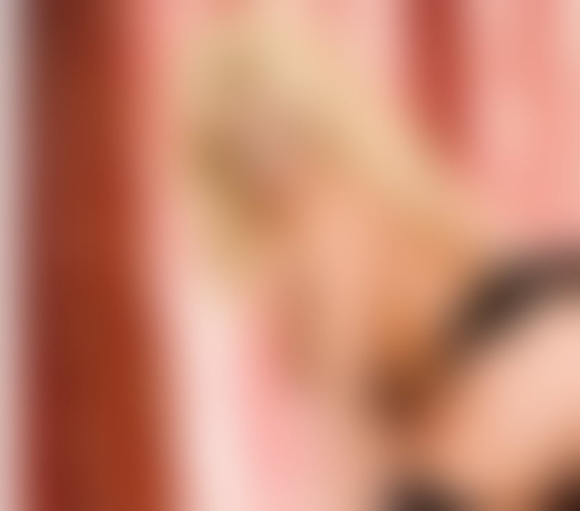 Escorts Falkirk Falkirk Town Centre - Falkirk - Photos for SEXY BUSTY VICKY IN FALKIRK 2DAYS ONLY XXX