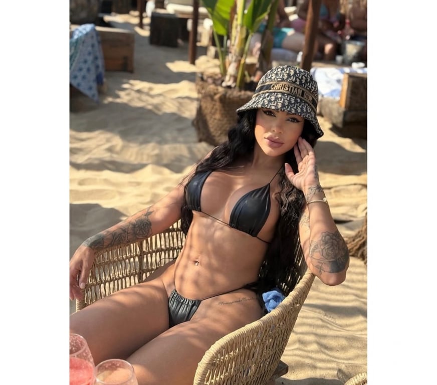 Escorts Hertfordshire Watford - Photos for 🔥 SEXY, CHARMING AND ATTRACTIVE JUST FOR YOU 💋