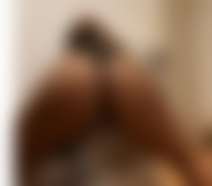 Escorts South West London Sutton - Photos for Curvy party exotic sexy lady now in your area