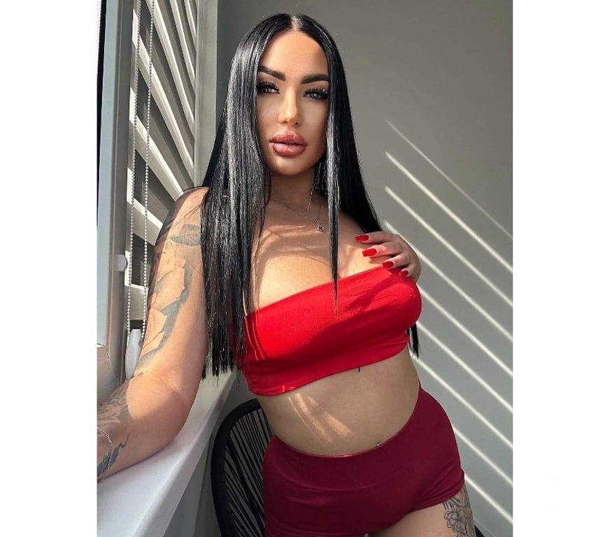 Escorts North London Enfield - Photos for Alma🇦🇱best service🇦🇱good company