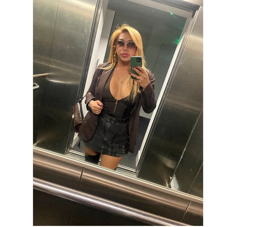 Trans Escorts South Yorkshire Sheffield - Photos for Selene🌹 XL top and bottom very fuccional 🍆🍑