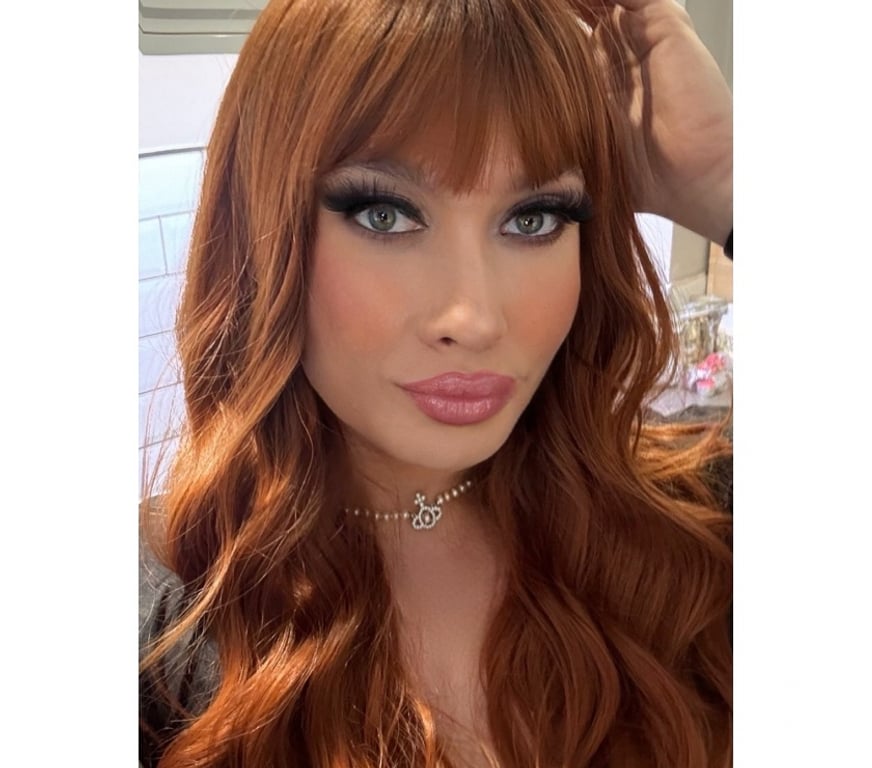 Trans Escorts West London Hounslow - Photos for Mistress Lauren Brazilian XXL P@rty Girl 😈🔥