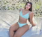 LARISSA 🦋 NEW IN TOWN 🇧🇷 BRAZILIAN