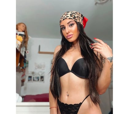 Escorts and Massages Colchester City Centre Colchester - Photos for 💫TOP KARINA💫PARTY Girl