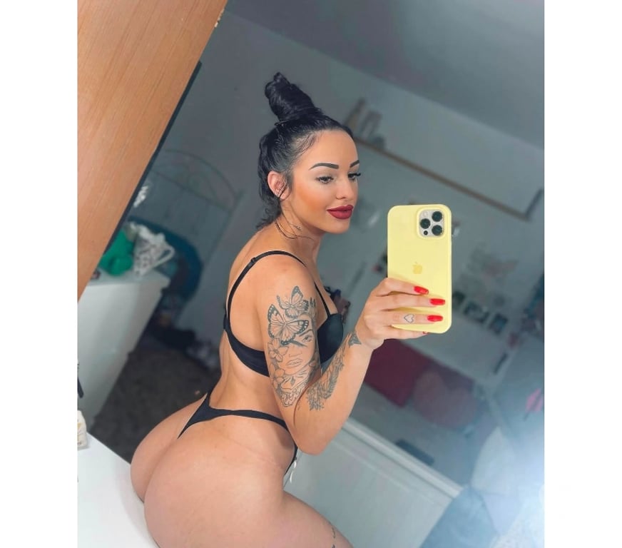 Escorts West Yorkshire Leeds - Photos for ❤️Sexy Karina🥳 party girl🥳Incall&Outcall
