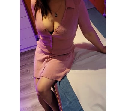 Escorts Ashton-Under-Lyne Tameside - Photos for Exclusive Chinese Massage Service for Your Body