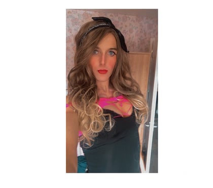 Photos for PROFESSIONAL TGIRL AVAILABLE IN SHEFFIELD NOW