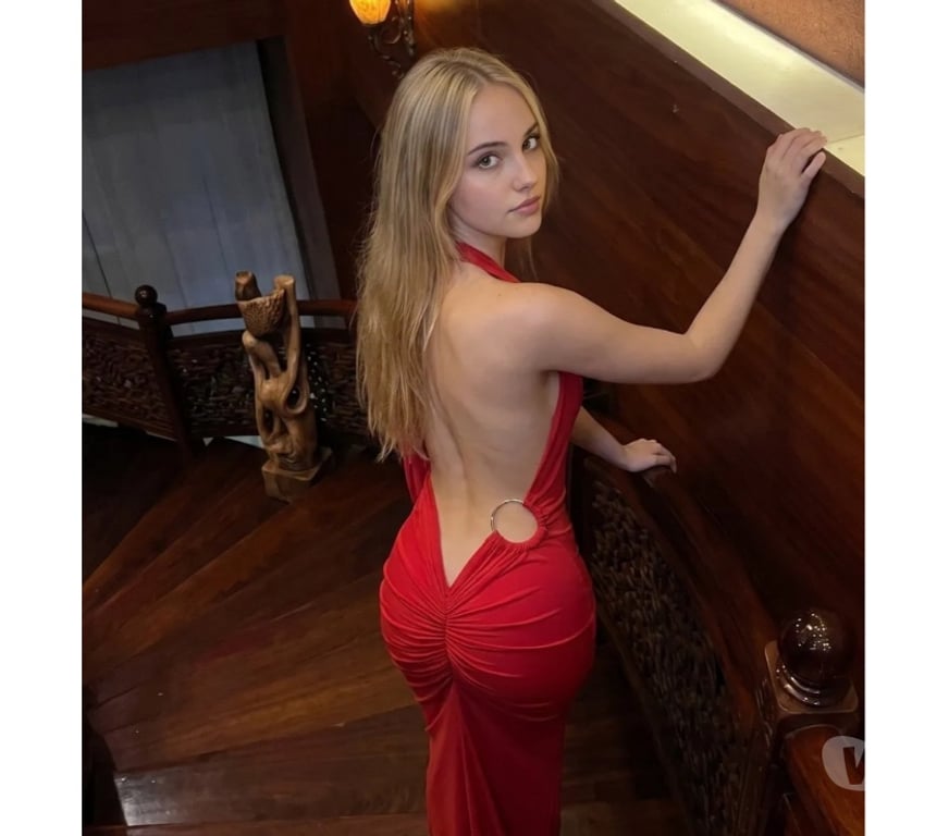 Escorts Wiltshire Swindon - Photos for LAURA 🩵 NEW IN CITY 🩵 NO RUSH