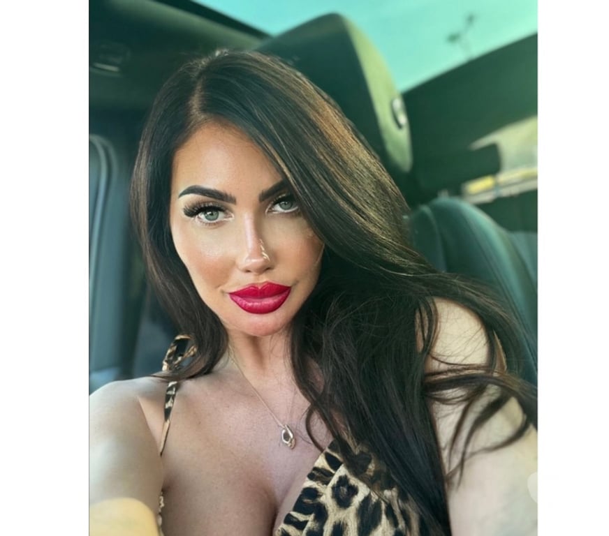 Escorts Kent Maidstone - Photos for STUNNING 100% ENGLISH INDEPENDENT ESCORT AND GLAMOUR MODEL