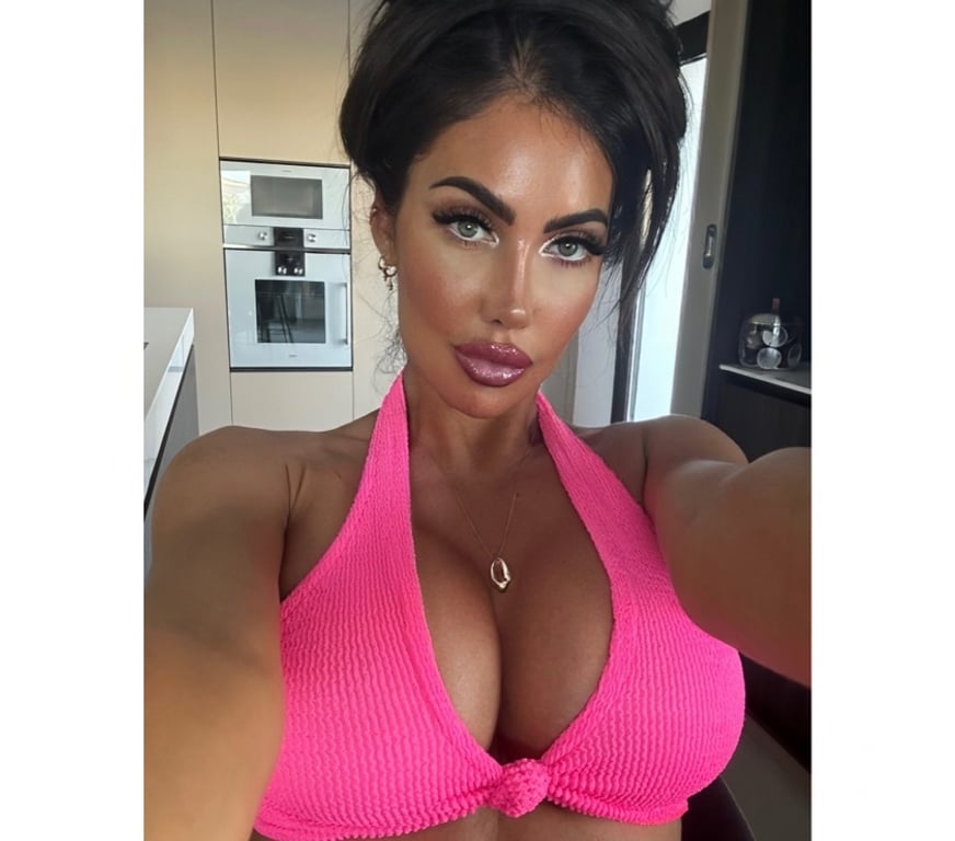 Escorts Kent Maidstone - Photos for STUNNING 100% ENGLISH INDEPENDENT ESCORT AND GLAMOUR MODEL