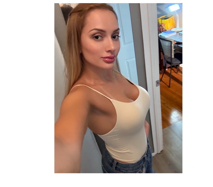 Escorts South West London Earls Court - South West London - Photos for 🇧🇷🔥Rebecca party 🇧🇷🔥🥃