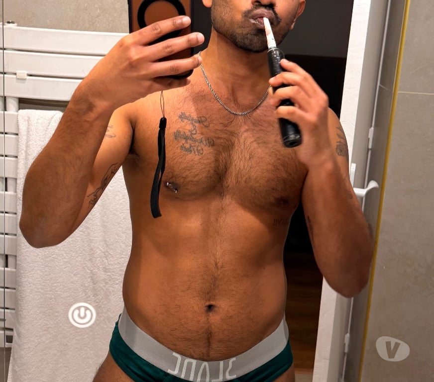  Gay massage East Sussex Eastbourne - Photos for An intimate, intellectual experience...with spice!