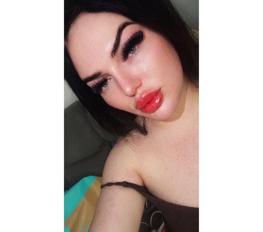 Trans Escorts Kent Ashford - Photos for 7inch Irish 🇮🇪 trans girl in Ashford Kent Tn231yd