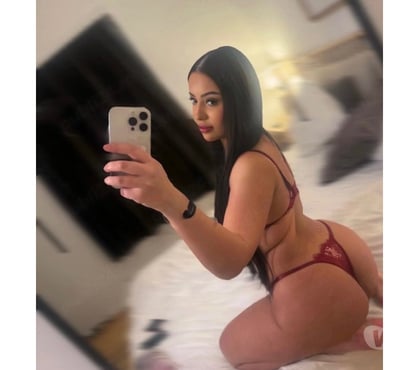 Photos for New party girl! New girl