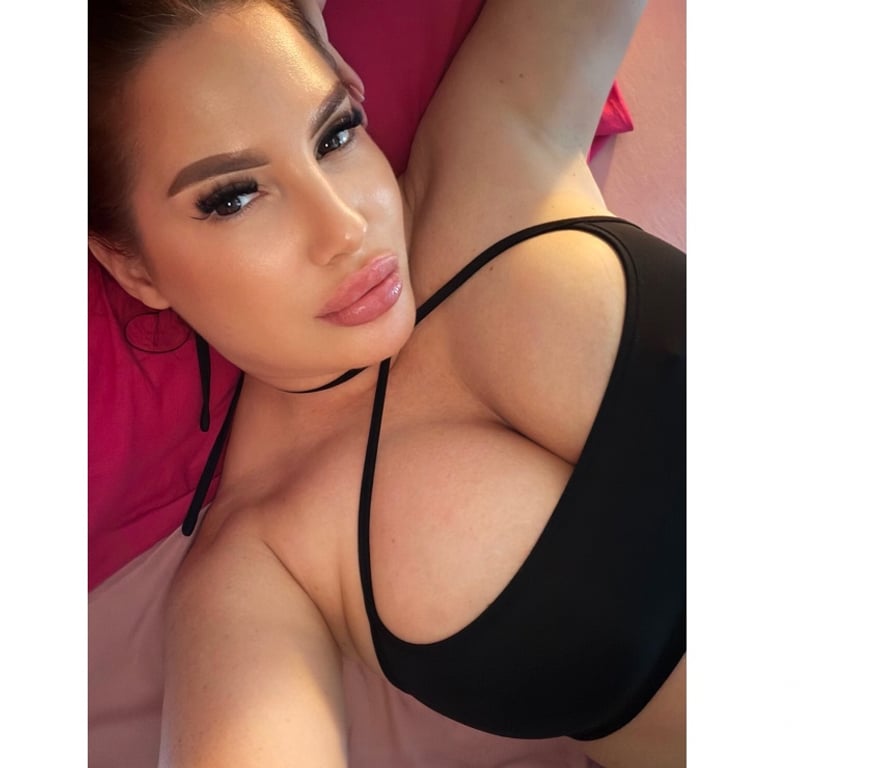 Escorts Brent Wembley - Brent - Photos for PLAYMATE LINDSEY in the area 🔥