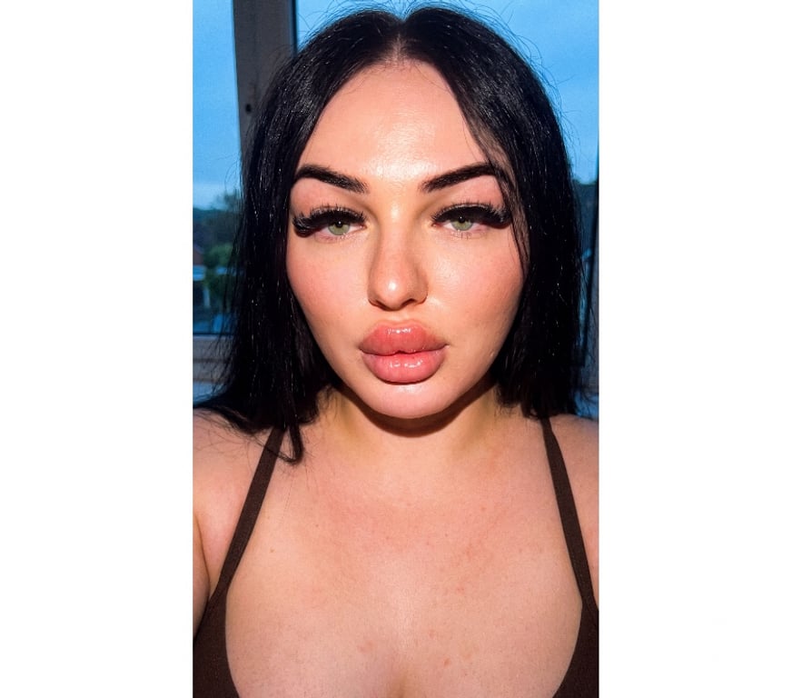 Trans Escorts Ealing Perivale - Ealing - Photos for 7inch Irish 🇮🇪 trans girl in Perivale Greenford ub6