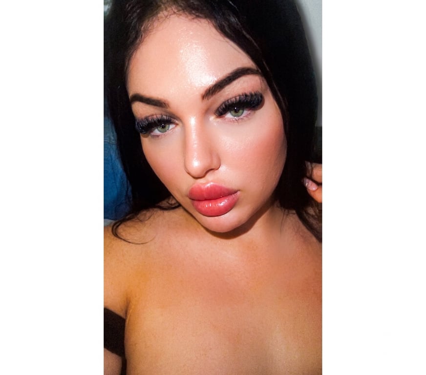 Trans Escorts Ealing Perivale - Ealing - Photos for 7inch Irish 🇮🇪 trans girl in Perivale Greenford ub6