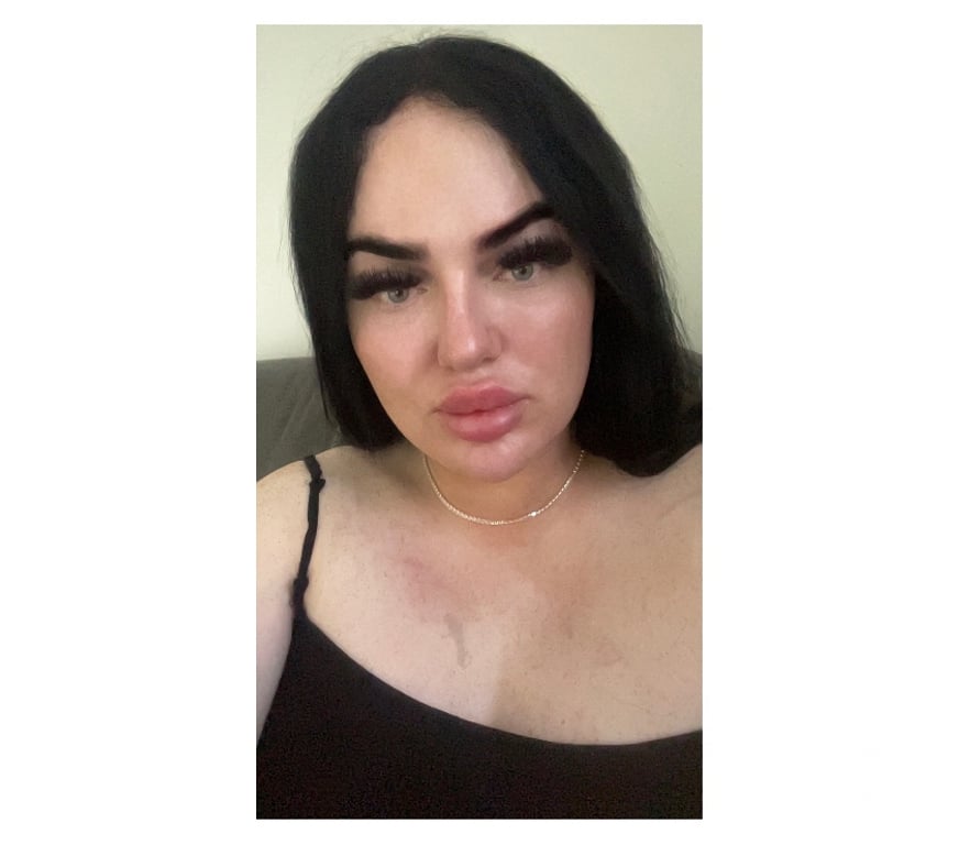 Trans Escorts Ealing Perivale - Ealing - Photos for 7inch Irish 🇮🇪 trans girl in Perivale Greenford ub6
