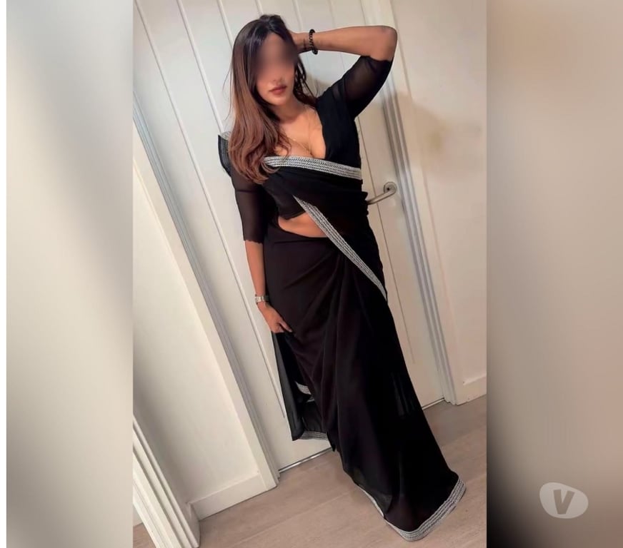 Escorts Lancashire Hyndburn - Photos for KANMANI BANGALORE TAMIL INDIAN GIRL IN RISHTON 👧 💋