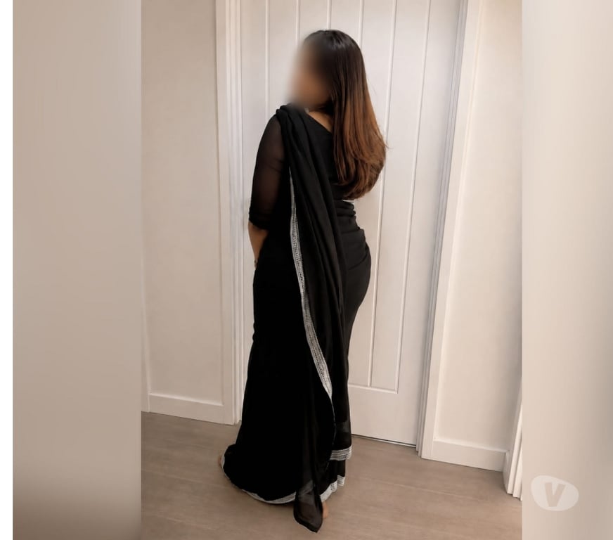 Escorts Lancashire Hyndburn - Photos for KANMANI BANGALORE TAMIL INDIAN GIRL IN RISHTON 👧 💋