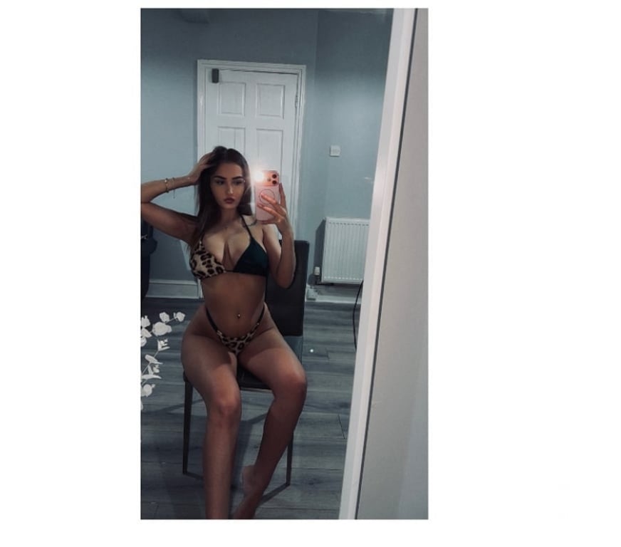 Escorts Kent Medway - Kent - Photos for Now party girl in town just incall Clara!!If you're looking