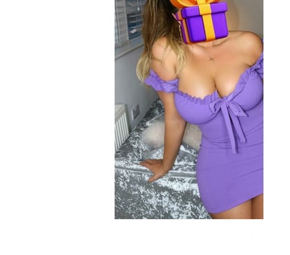 English Escorts & Erotic Massage Ibrox Glasgow - Photos for MILF DUO 4HAND MASSAGE and ESCORTING