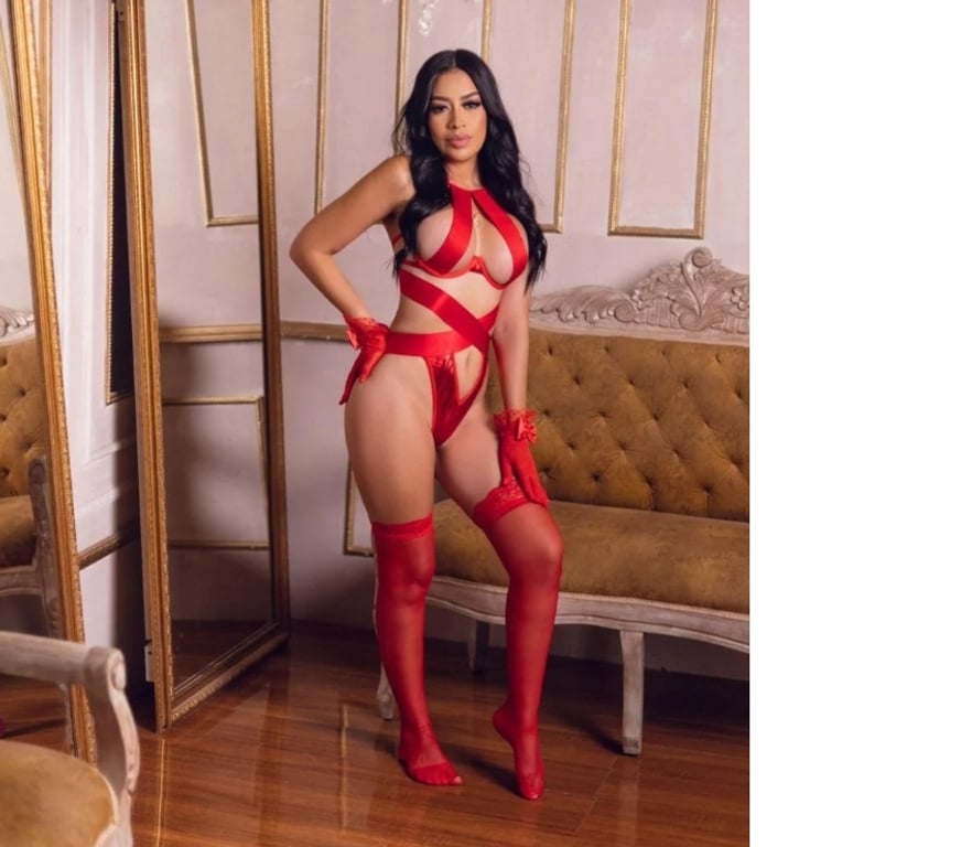 Escorts South East London Crystal Palace - South East London - Photos for 💋 Clara 🍾 Party Girl 🥂 New in town 📍