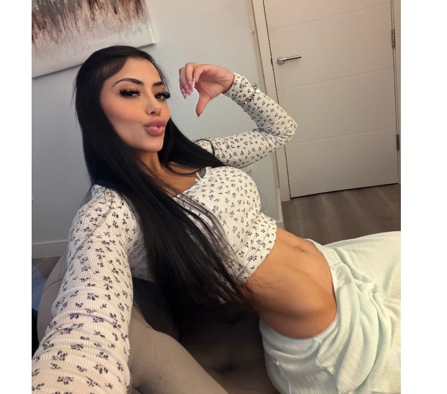 Escorts West Midlands Coventry - Photos for YARA High Class✨🥂
