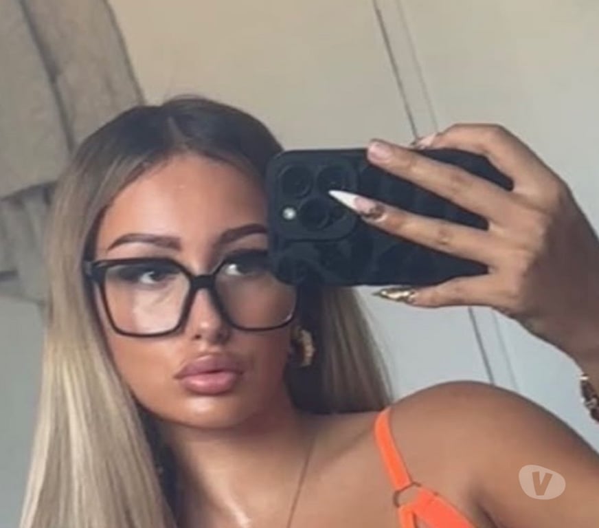 Escorts West Yorkshire Leeds - Photos for Premium Company | Discreet & Professional
