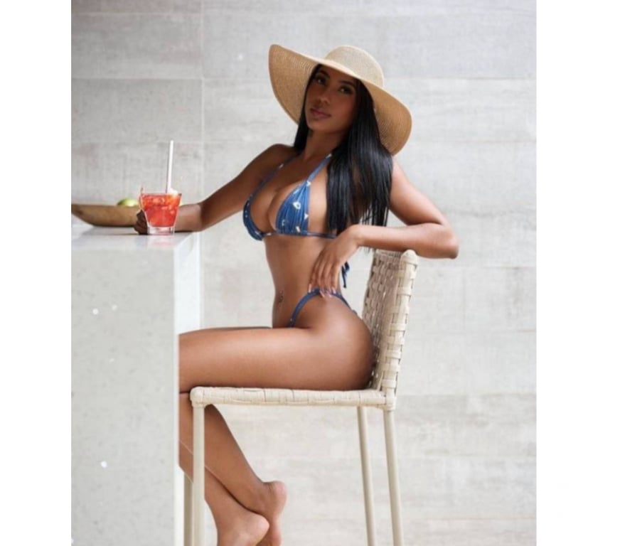 Escorts East London Old Street - East London - Photos for 🍑Sweet Brazilian Juju🍑