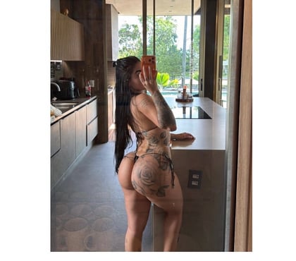 Escorts Plaistow Station East London - Photos for Carolina 👁️‍🗨️ the world is mine