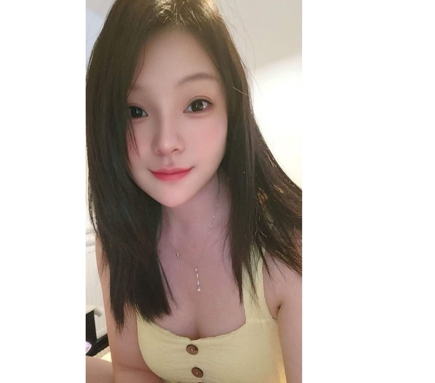 Escorts Greater Manchester Wigan - Photos for Exciting Sensual Massage , 4 hand Available