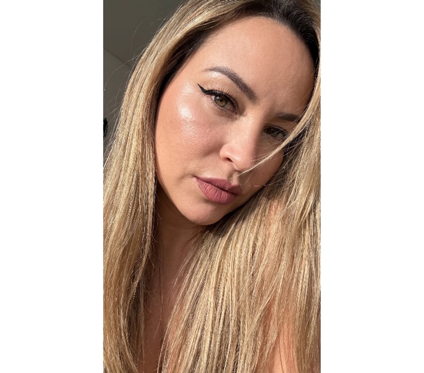 Escorts North West London Harrow - Photos for Karol 🍑🍾GFE Party ❤️‍🔥✨